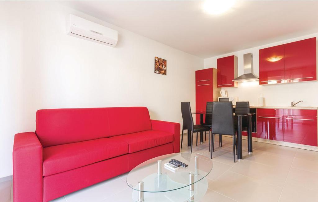 Apartments Sun Premantura Extérieur photo