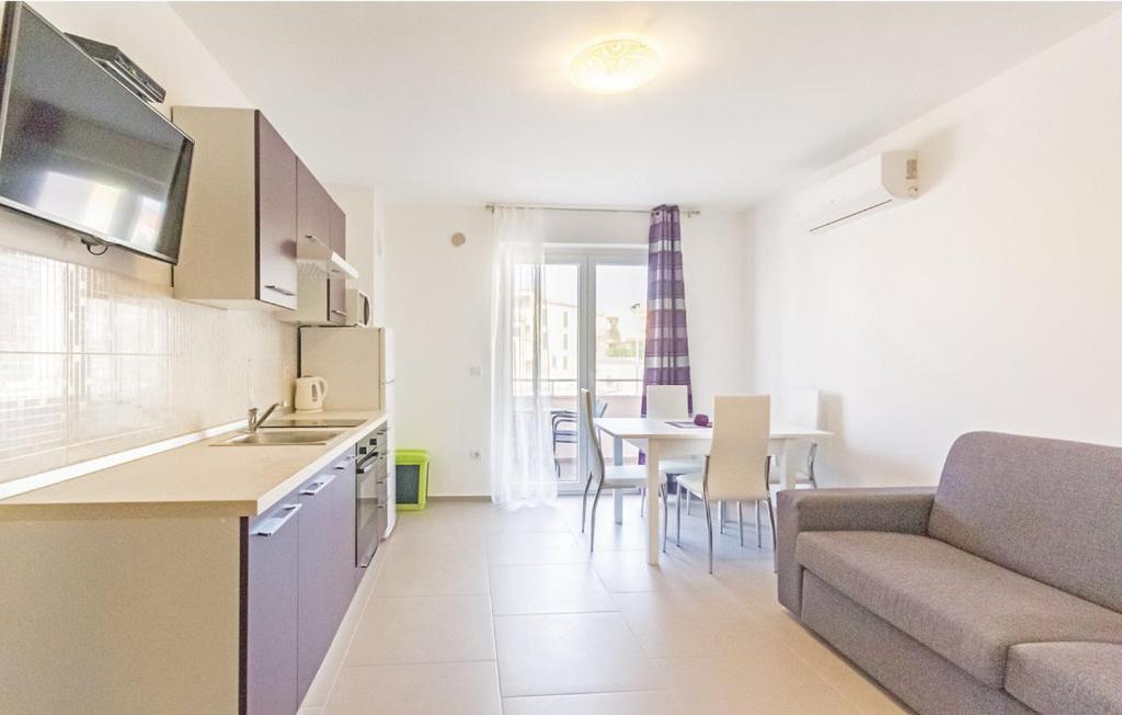 Apartments Sun Premantura Extérieur photo